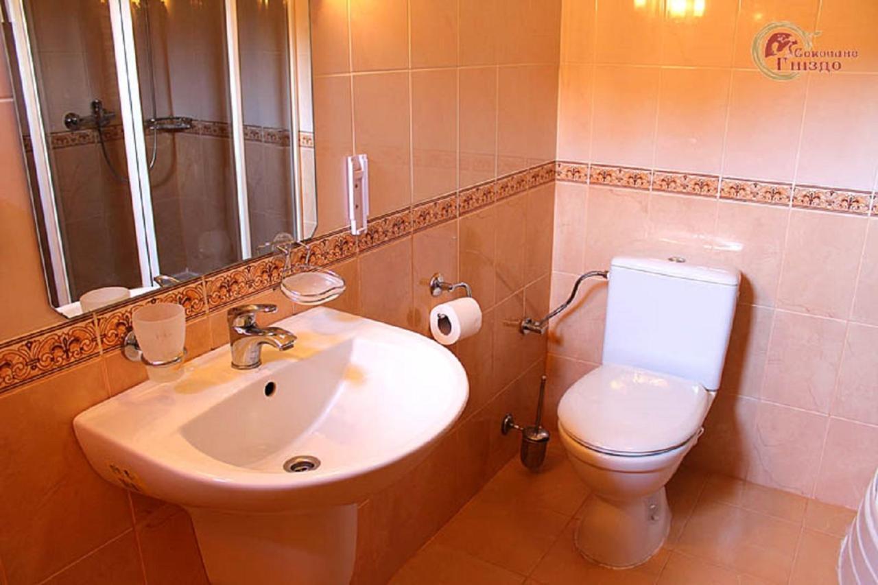 Sokolyne Gnizdo Hotel Korostov ภายนอก รูปภาพ